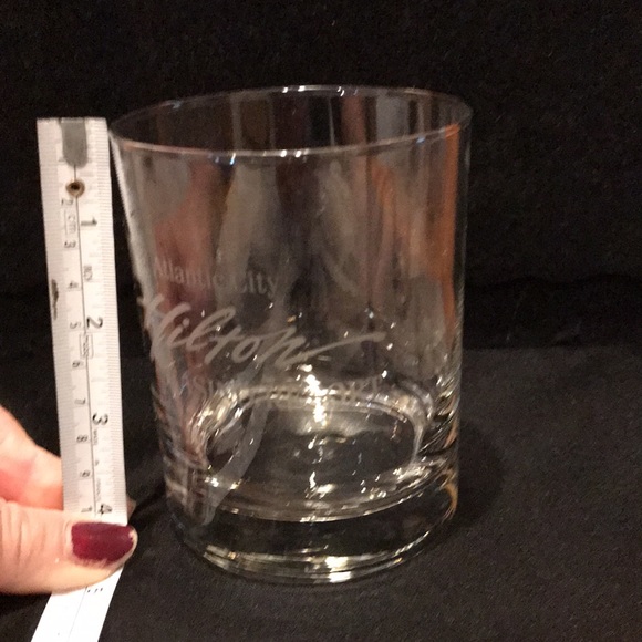 Set of 4 Tumblers - Atlantic City Hilton Casino Resort - Picture 5 of 6